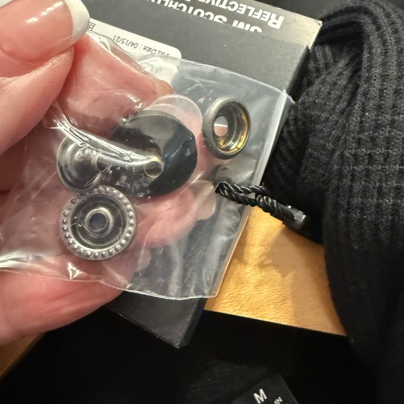 Harley-Davidson Black Bomber Jacket with Gold Details - Picture 7 of 7